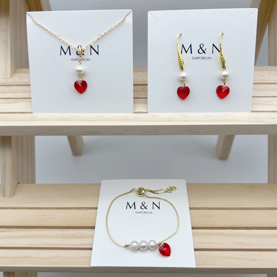 White Freshwater Pearl Adorned with Swarovski® Crystals Jewellery Set