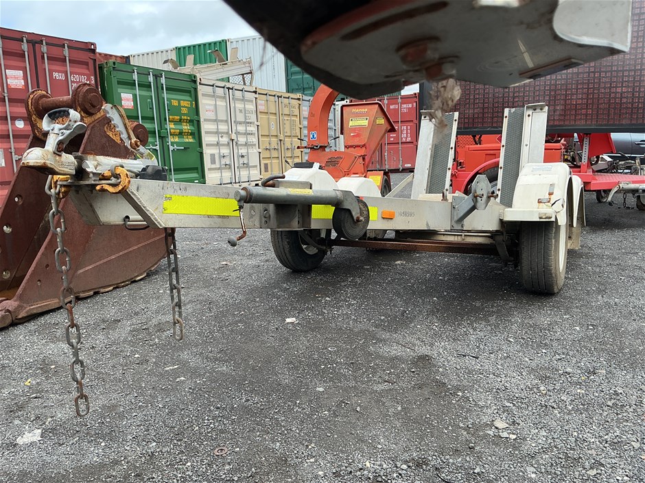 <p>2011 Lite tow Tandem Plant Trailer</p>