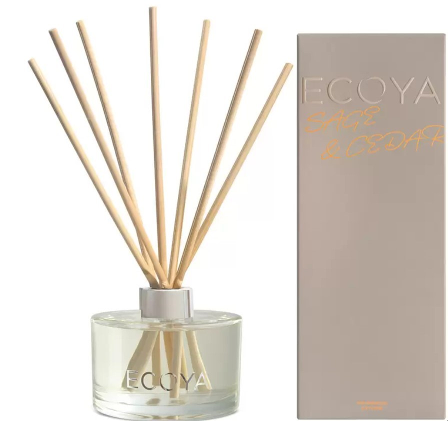 ECOYA Reed Diffuser, Sage & Cedar. N.B: 1 x 200ml bottle is missing.