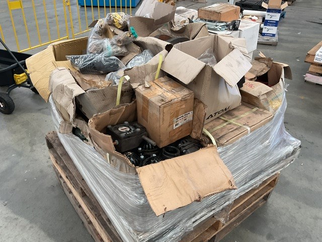 Pallet of Assorted Ball Valves and Tap Fittings