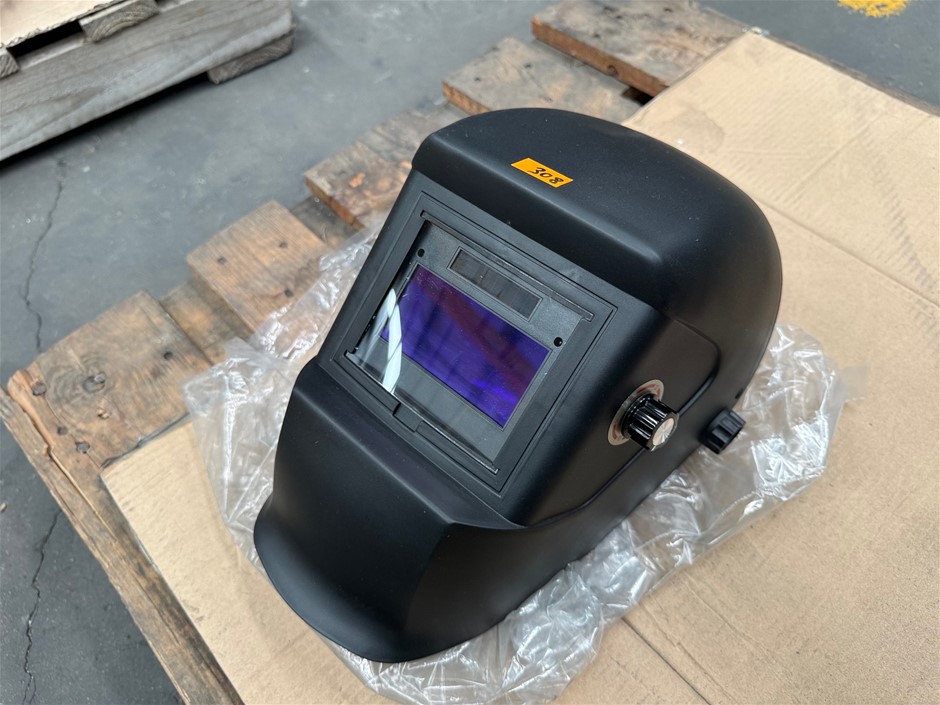 Auto darkening Welding Helmet (TESTED and WORKING) x 1 unit NEW