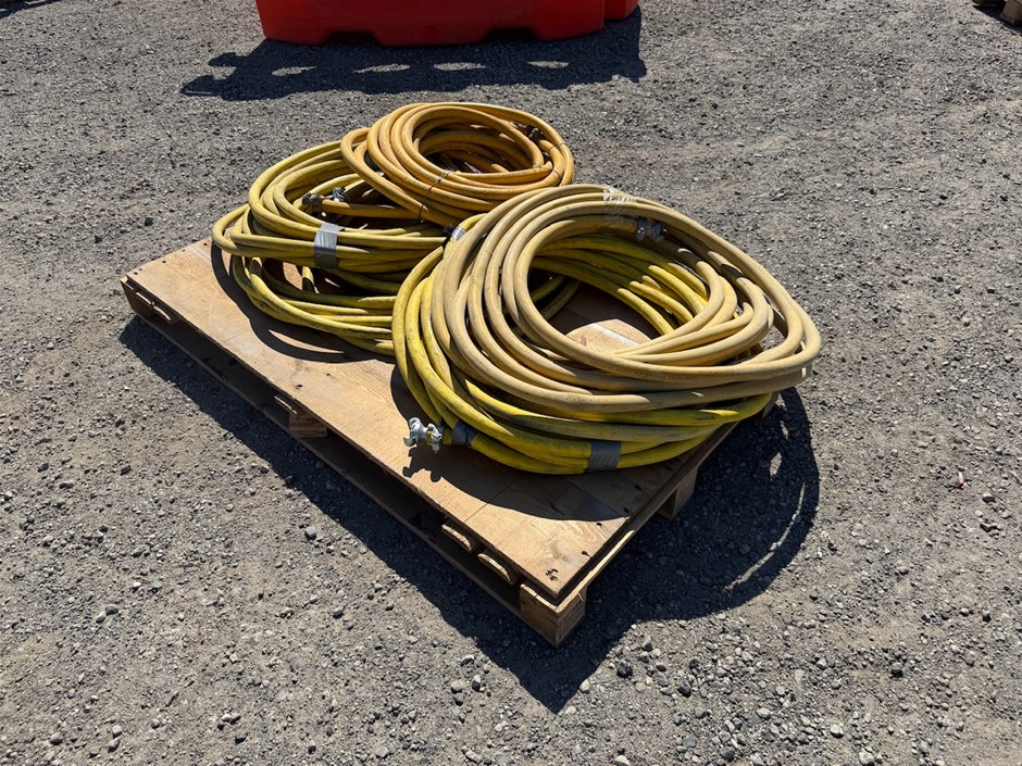 <p>4 x Pneumatic Hoses</p>