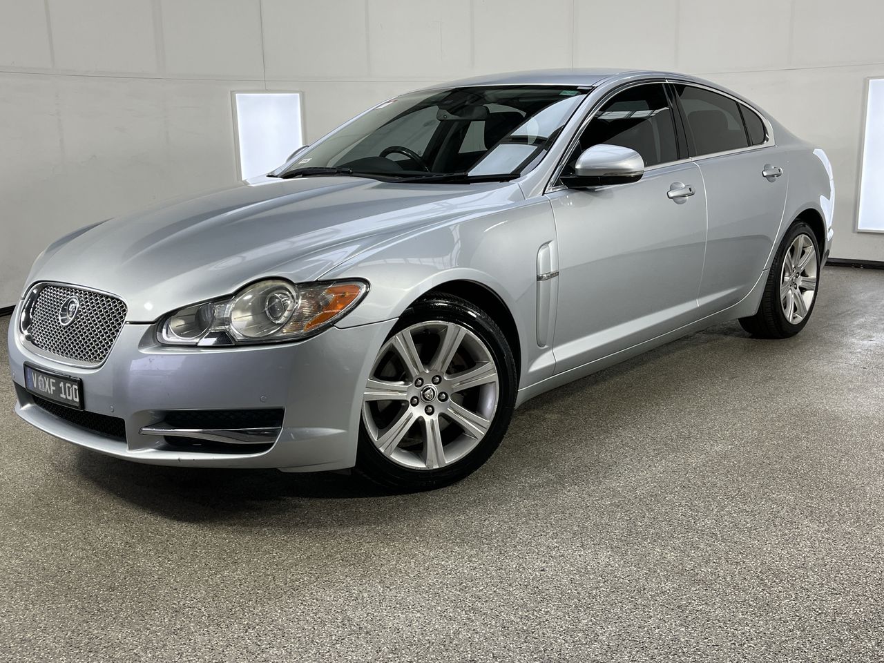 2009 Jaguar XF 3.0 V6 Automatic Sedan