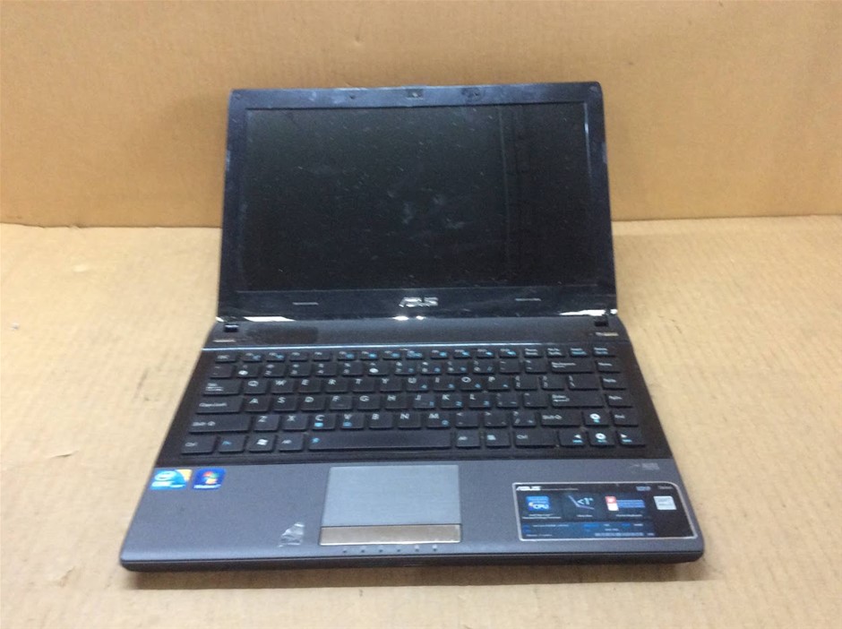 ASUS U31F Laptop i5 480M (1st gen) 4GBRAM 320GB Black