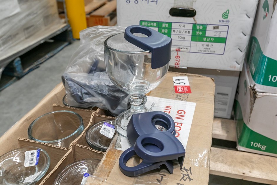 12x Unused Large Clear Glass Goblet