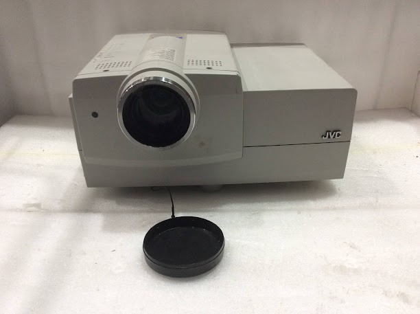 JVC DLA-G10E D-ILA Projector