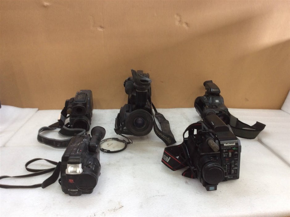 Canon UC100E + Sharp VL-C7950X + Panasonic NV-M40 and NV-MC30 (Lot of 5)