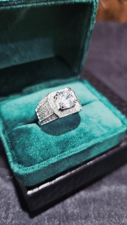 Jewelzmerchants  Auction Event