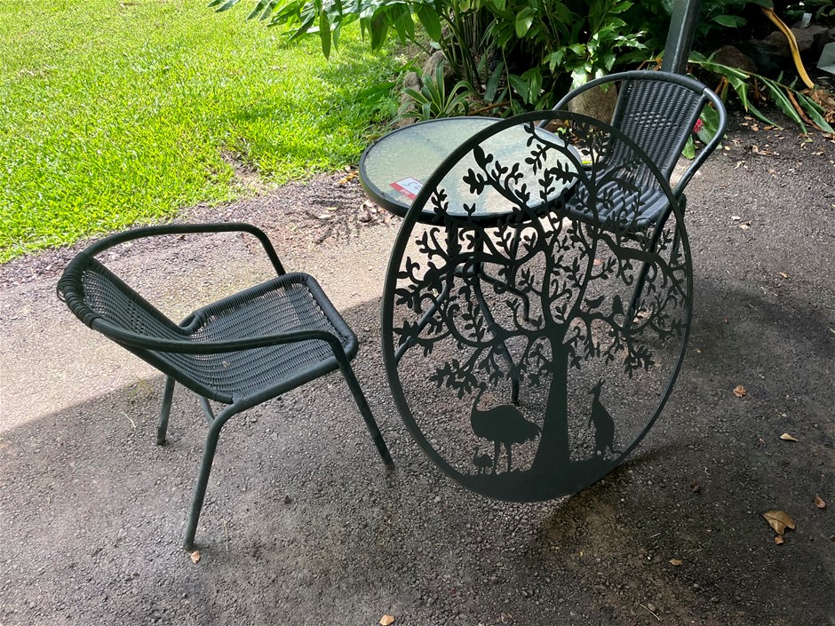 <p>Outdoor Table and Chairs </p>