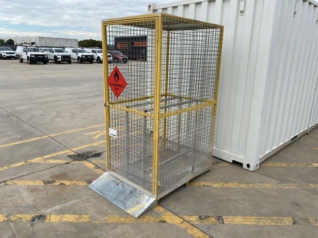 <p>Flammable Gas Cylinder Cage</p>