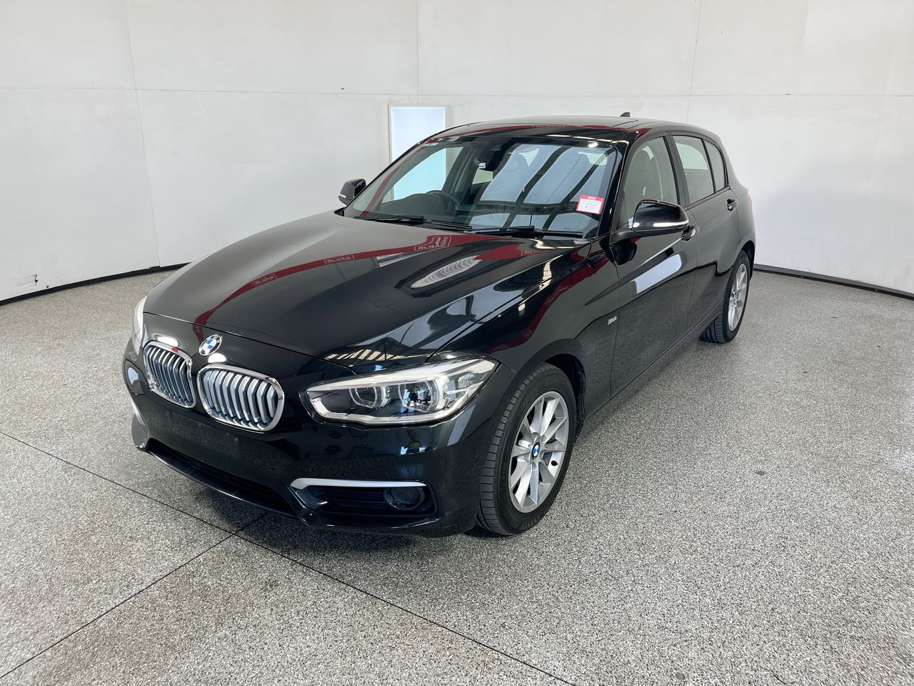 2018 BMW 1 Series 118i F20 Automatic - 8 Speed Hatchback