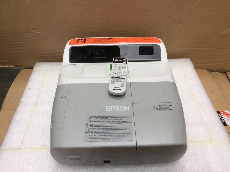 Epson EB-460e Ultra Short Throw Projector