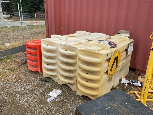 Water Filled Traffic Barriers