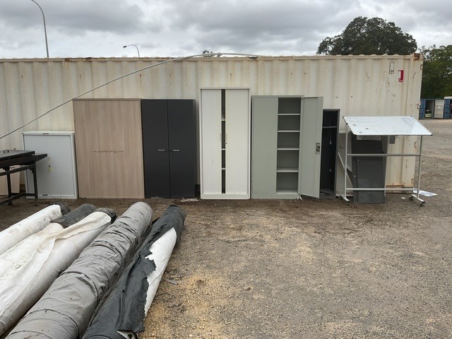 <p>6 Assorted Cupboards and Mobile Whiteboard</p>