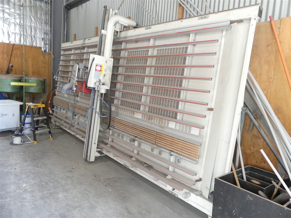 <B>2009 Striebig Compact C07 ALU Vertical Panel Saw Machine</B>