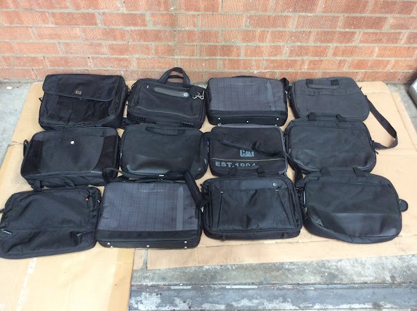 Lenovo/HP Mixed Brand and Model Laptop Bags (Lot of 12)