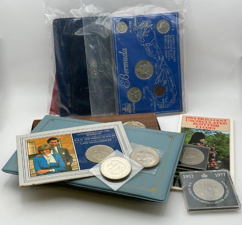 Approx. 16 x Assorted World Commemorative Coins/Sets