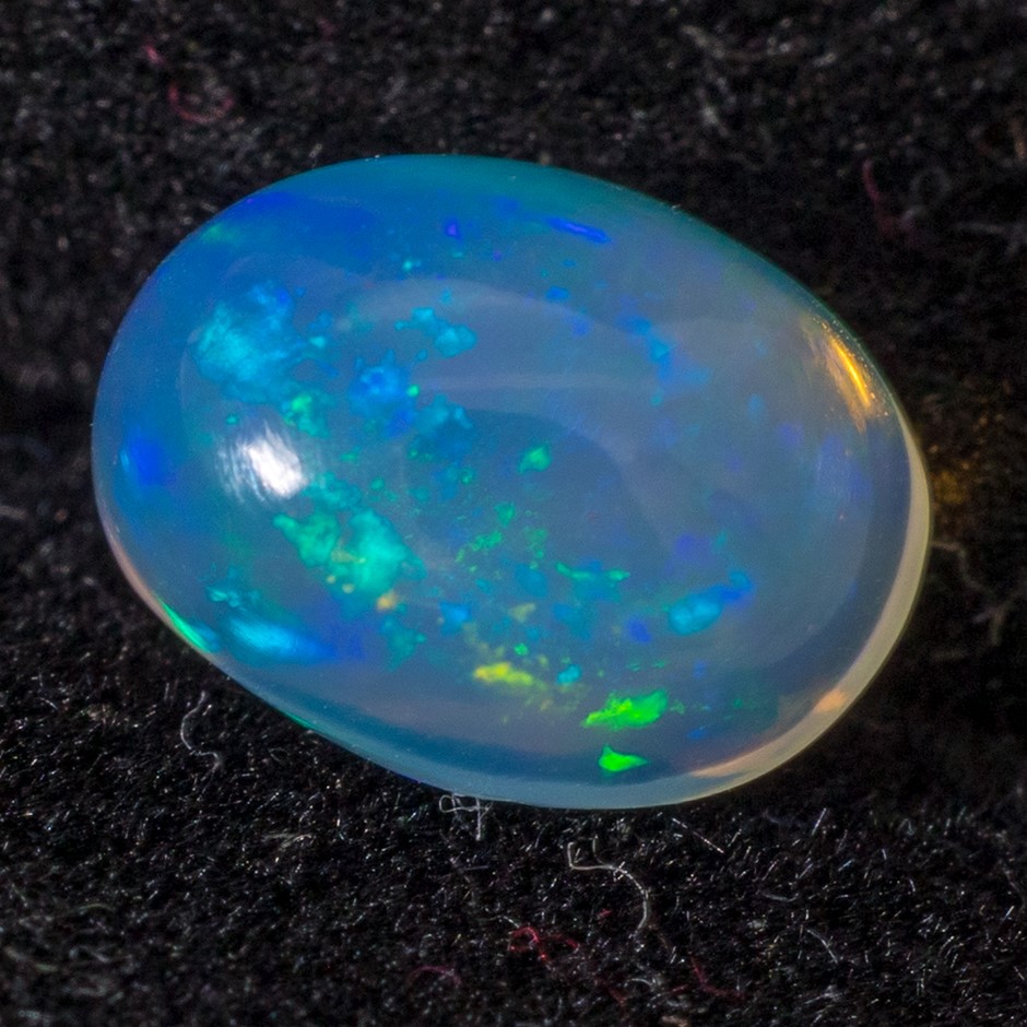 0.92ct Natural Opal