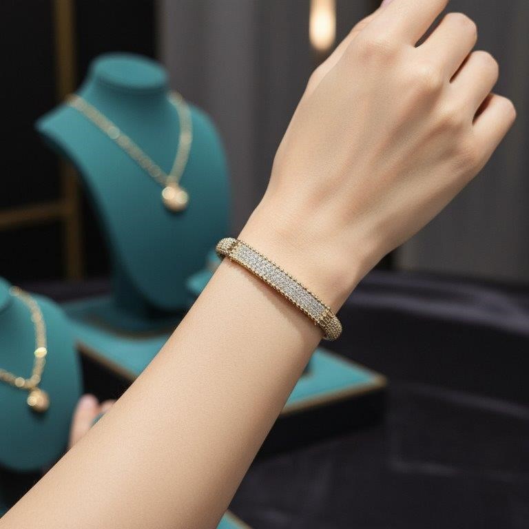 18K/ITALY Yellow Gold Filled bangle -(stamped 18K/Italy)