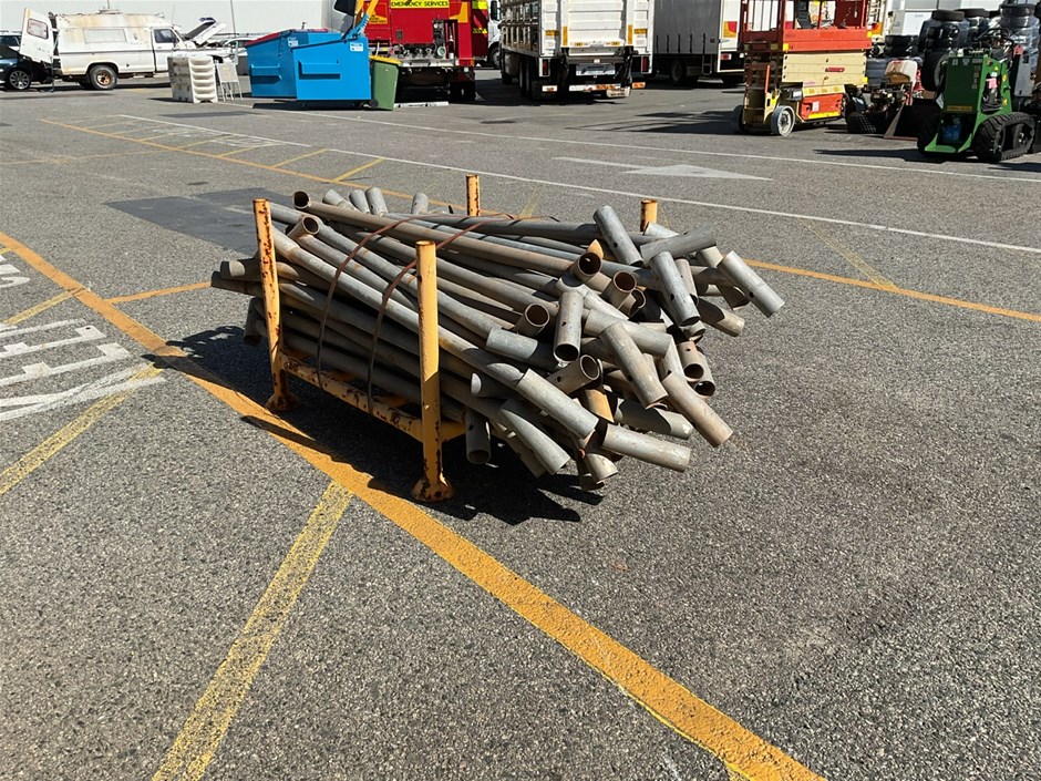 Stillage Fencing Braces Pallet Of
