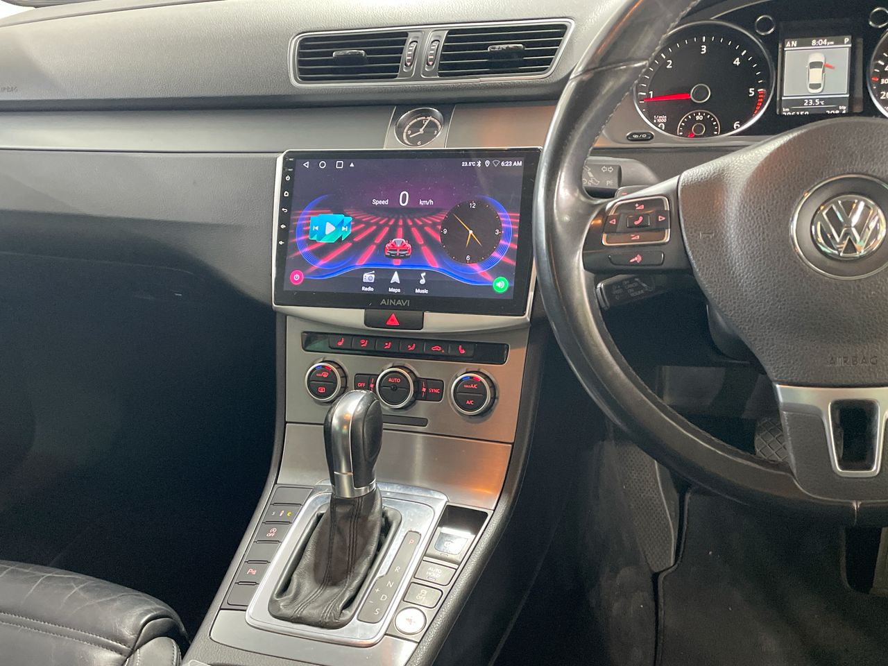 Vehicle photo