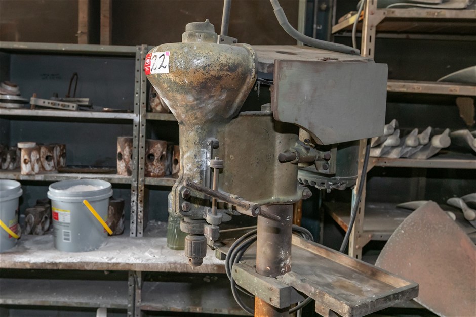 Pedestal Drill (Vintage)