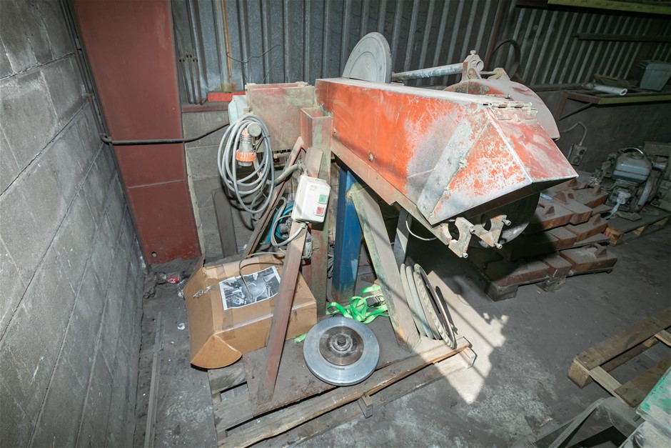 Grinding Machines (Assorted)