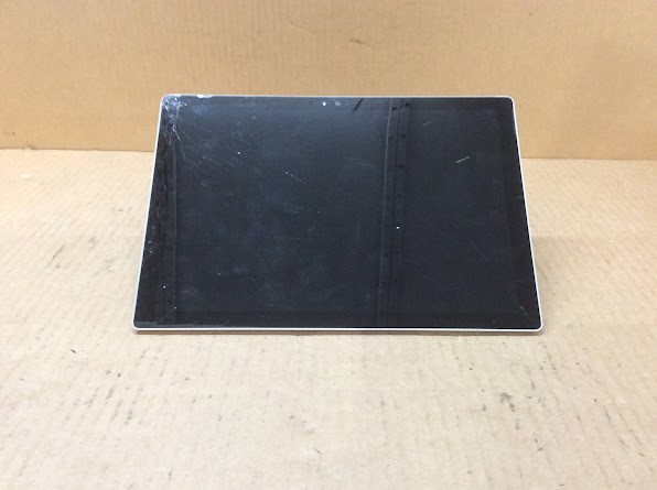MICROSOFT SURFACE 1724 Laptop I5-6300 4GBRAM/128GB
