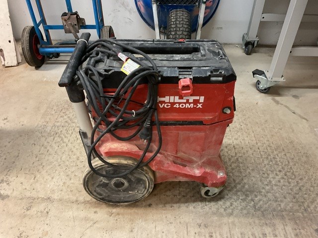 <p>Hilti VC 40M-X Dust Extractor</p>
