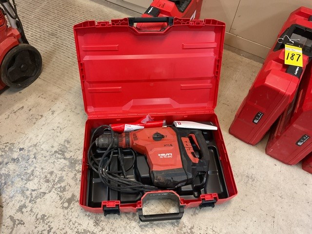 <p>Hilti TE 70-ATC Rotary Hammer In Carry Case</p>