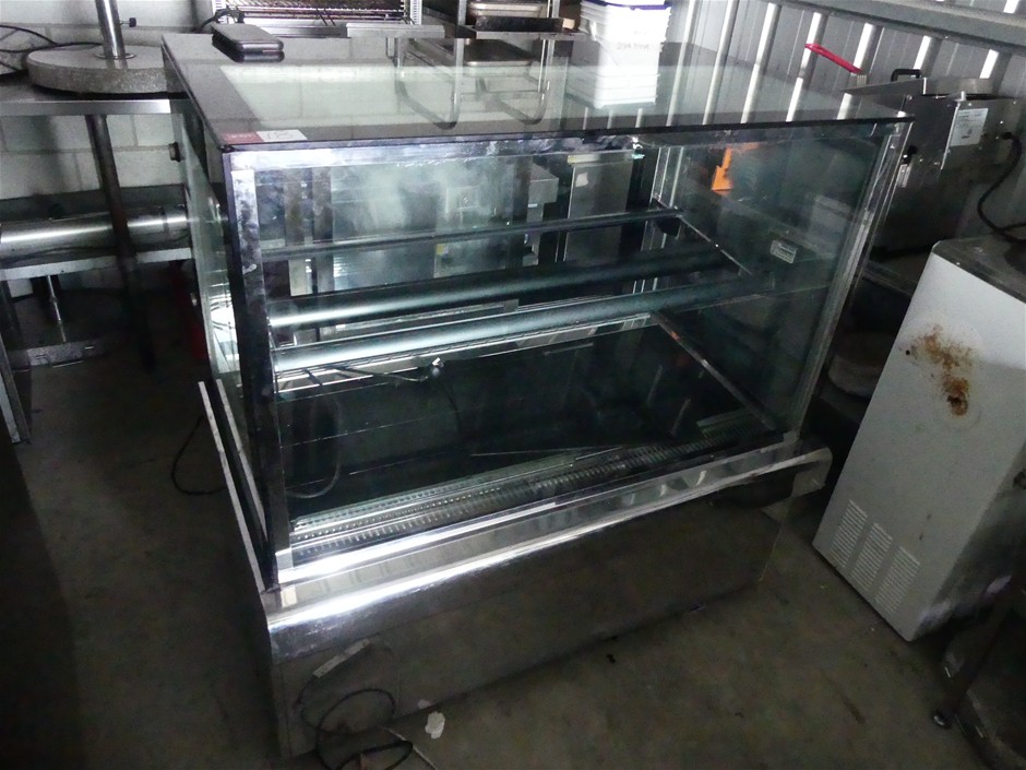 <B>Display Refrigerator (Commercial)</B>