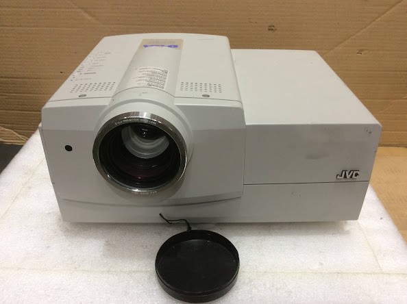 JVC D-ILA DLA-G10 Projector