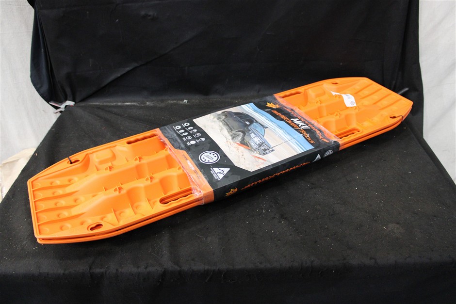 Maxtrax MKII 4WD Recovery Tracks