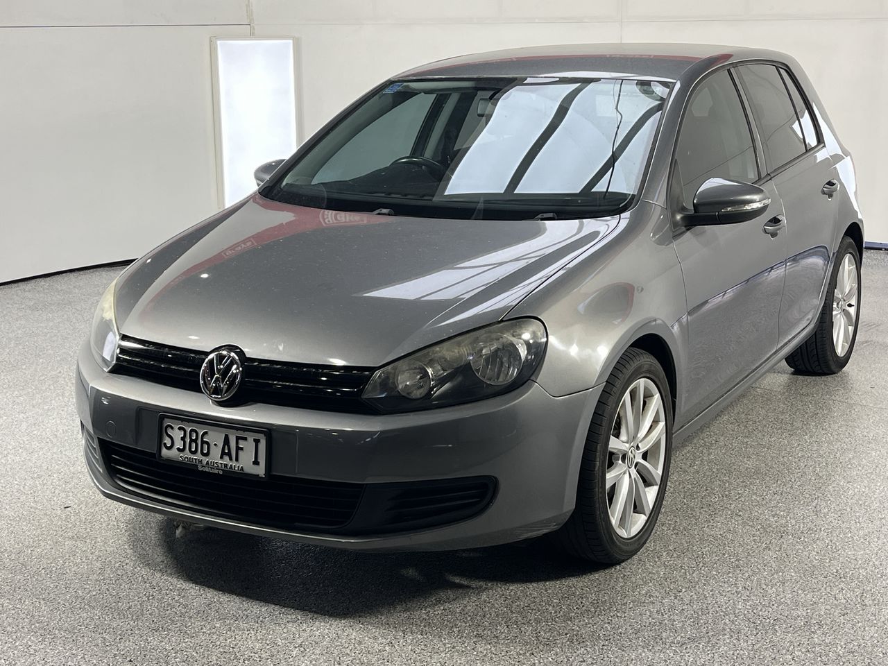 2009 Volkswagen Golf 77TDI Trendline A6
