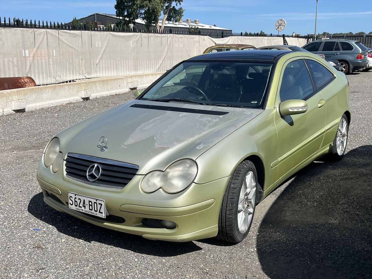 2001 Mercedes Benz C200 Kompressor SPORTS COUPE CL203 Automatic Coupe