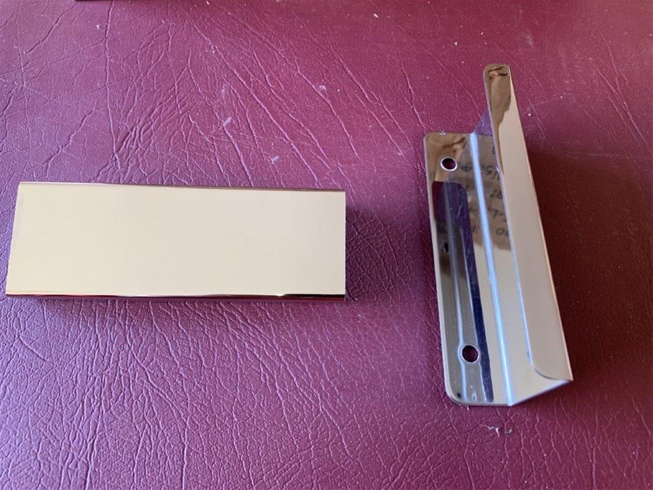 New in Box Lip Cupboard Handles (Large)