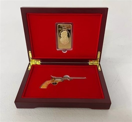 NED KELLY UNIQUE BOXED SET OF 1 GOLD INGOT & PISTOL -  IN 24K GOLD