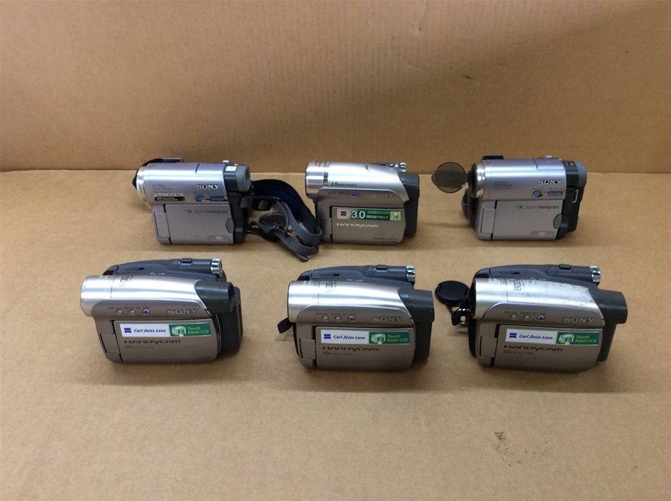 Sony/Handycam MiniDV Camcorder Bundle (Lot of 6)