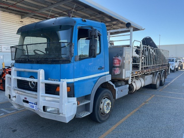 2004 Mercedes Benz ATE60 6 x 2 Crane Truck