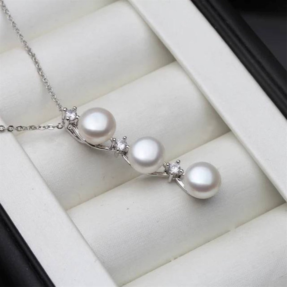 BIJ'OR - White Pearl & Simulated Diamond Teardrop Necklace RRP $59