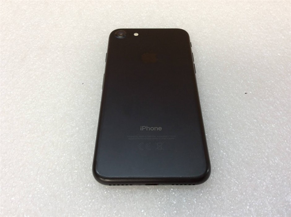APPLE IPHONE 7 (A1778) 32GB Smartphones