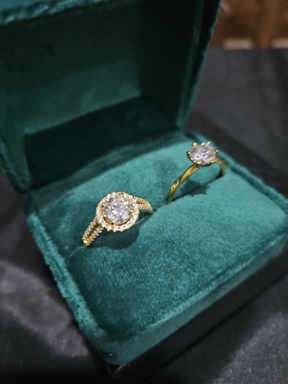 High Quality Simulated Diamond Men's Quartz Watch