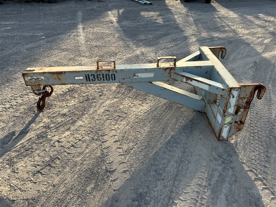 <p>Jib Attachment </p>