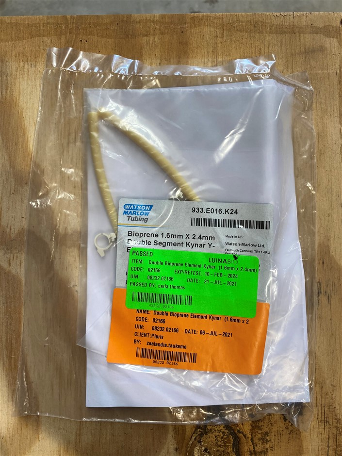 Bioprene 1.6 mm X 2.4 mm Double Segment Kynar Y-Element