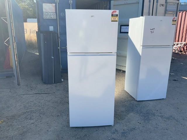 Nero 744400 415L Fridge Freezer