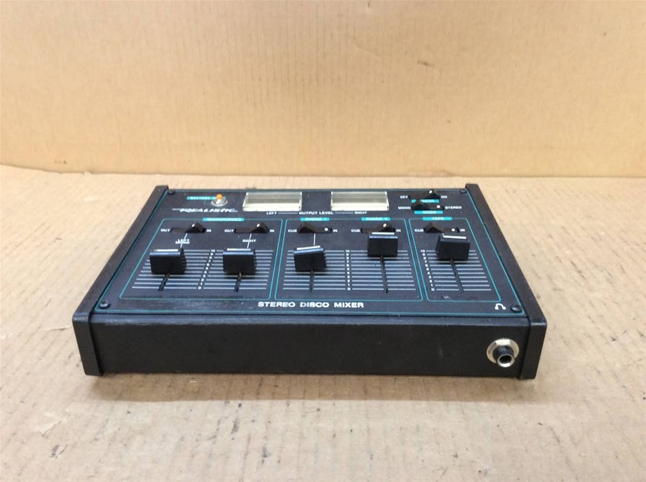 Realistic 32-1101A Stereo Disco Mixer
