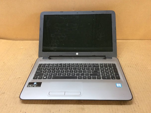 HP TPN-C125 Laptop i5-6200U 8GBRAM/500GB