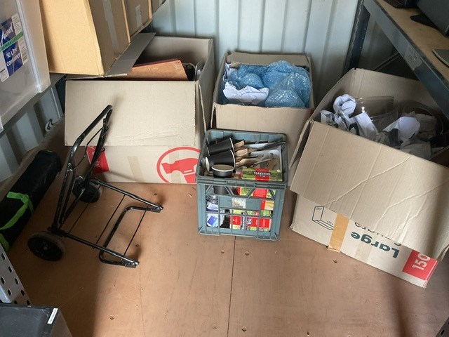 <p>Assorted Kitchenware and Hard Hats</p>