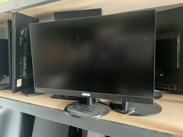 <p>Approx 13 Assorted Computer Monitors </p>
