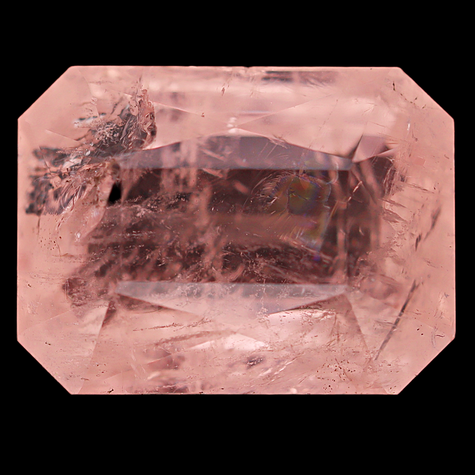 8.60 Carats Peach Morganite